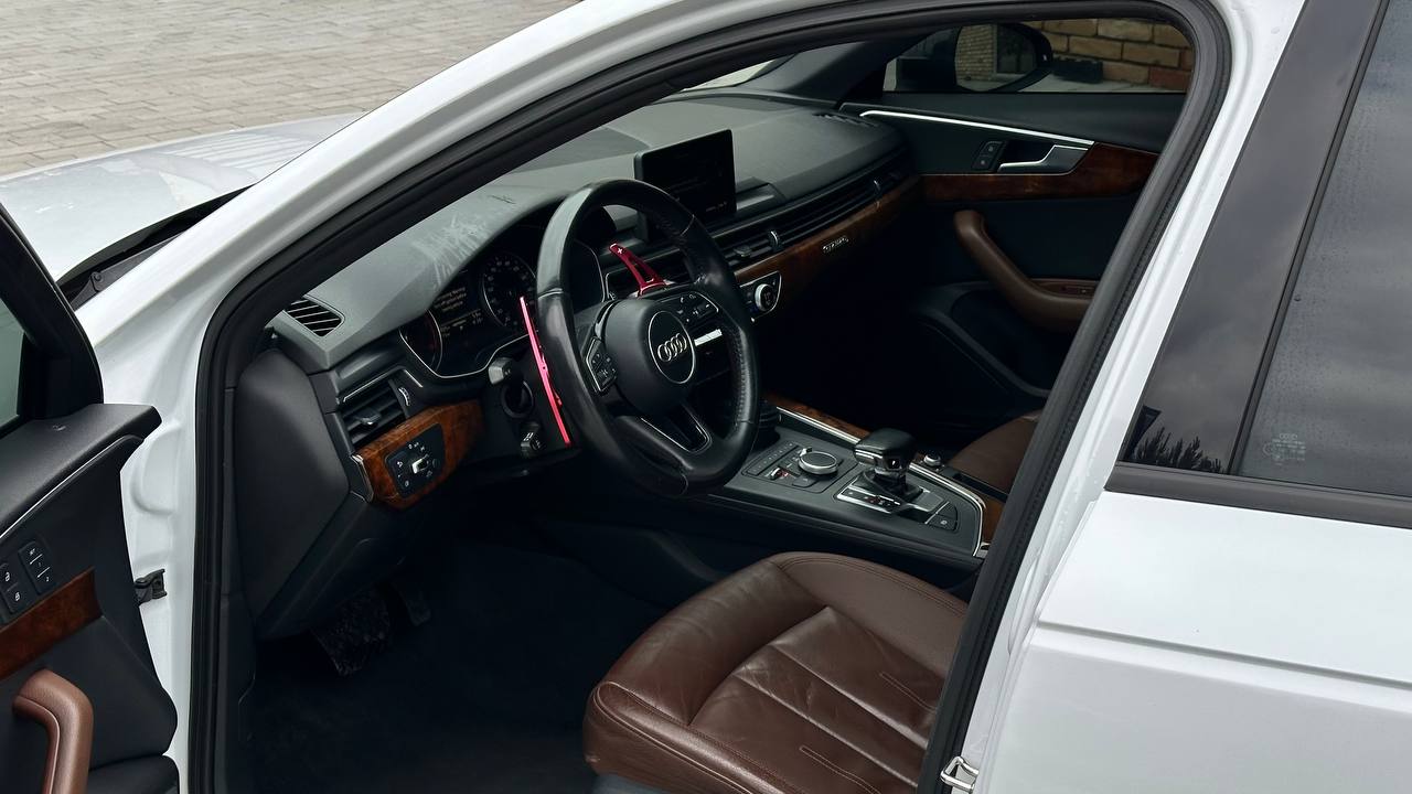 AUDI A4 PREMIUM 2016