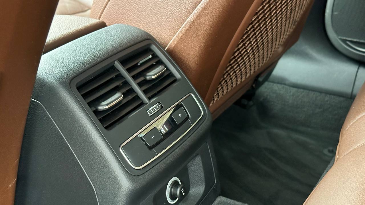 AUDI A4 PREMIUM 2016