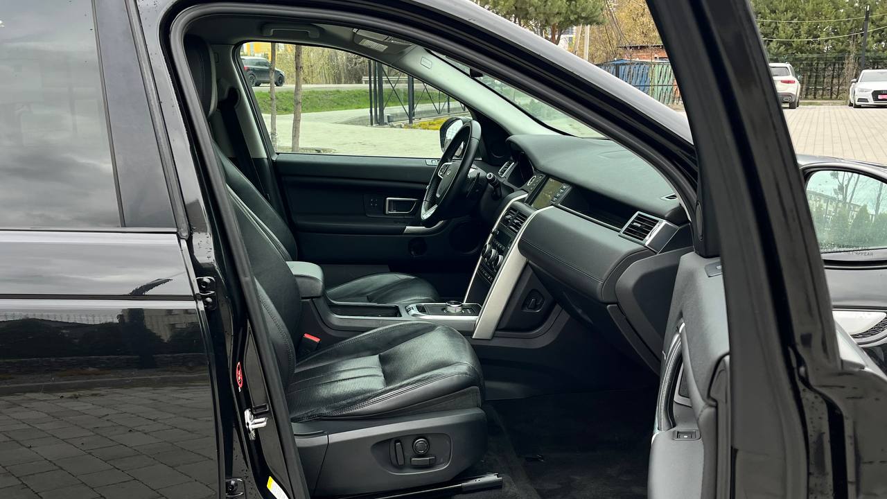 LAND ROVER DISCOVERY SPORT HSE 2015