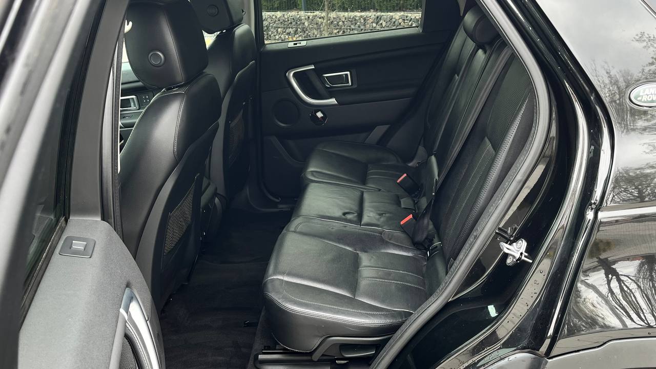 LAND ROVER DISCOVERY SPORT HSE 2015