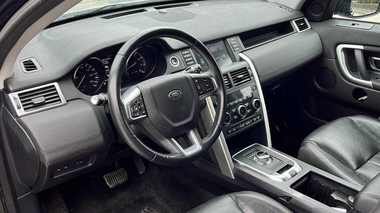 LAND ROVER DISCOVERY SPORT HSE 2015