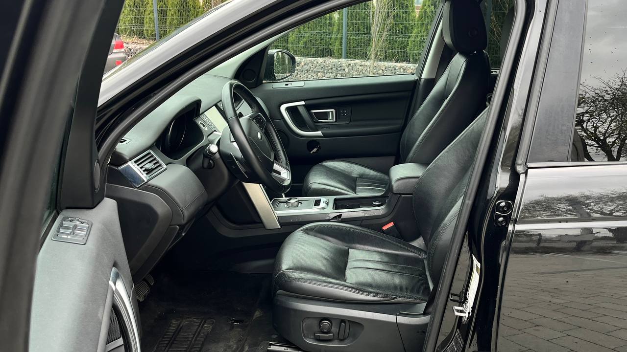 LAND ROVER DISCOVERY SPORT HSE 2015