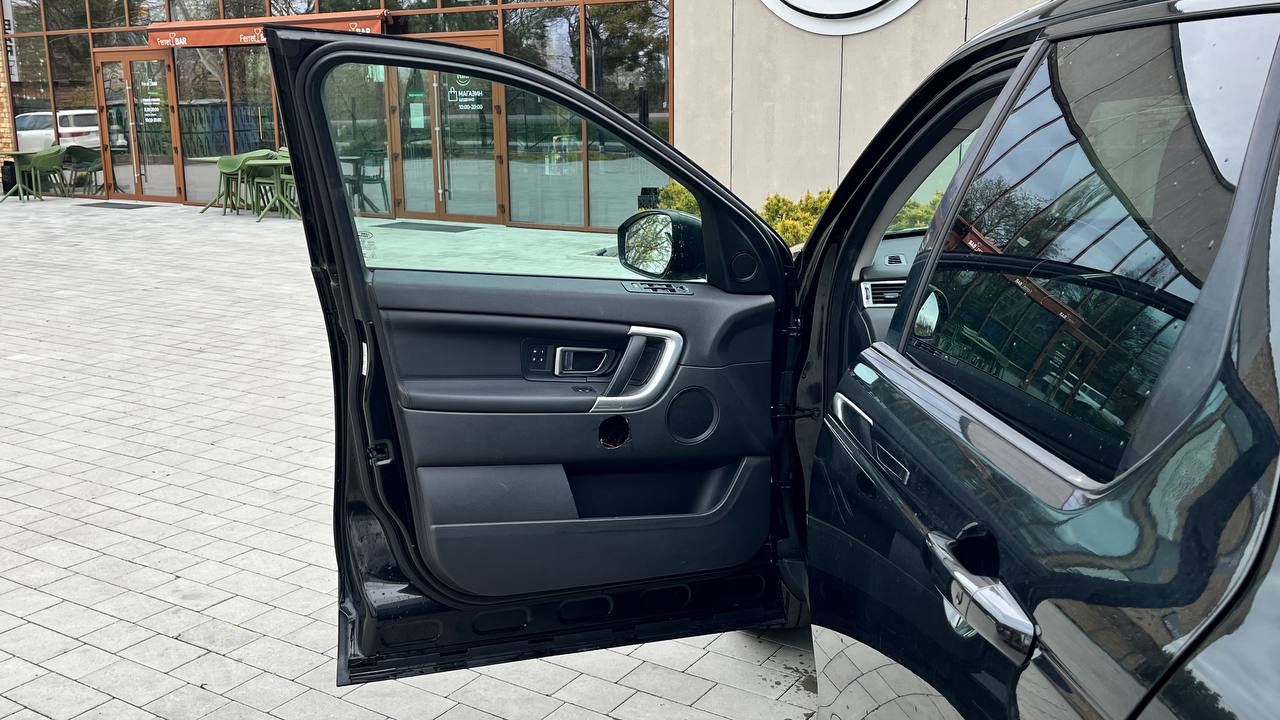 LAND ROVER DISCOVERY SPORT HSE 2015