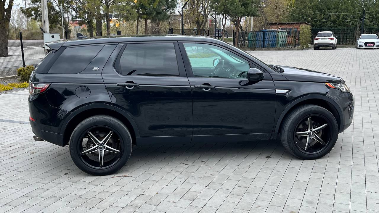 LAND ROVER DISCOVERY SPORT HSE 2015