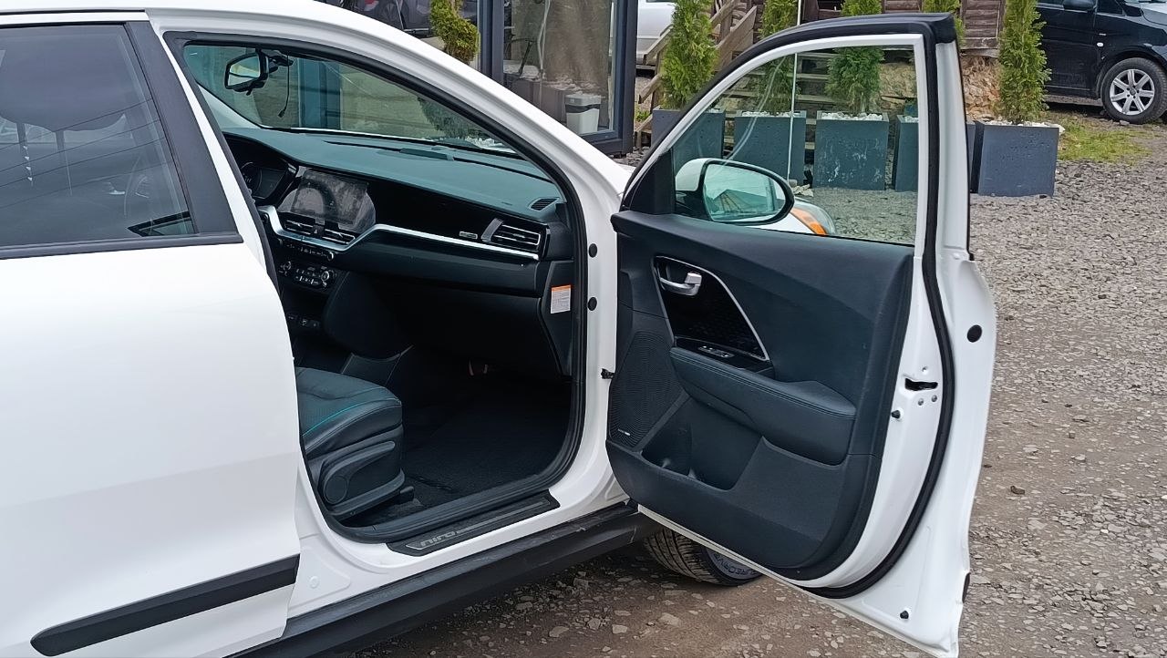 KIA NIRO EX PREMIUM 2020