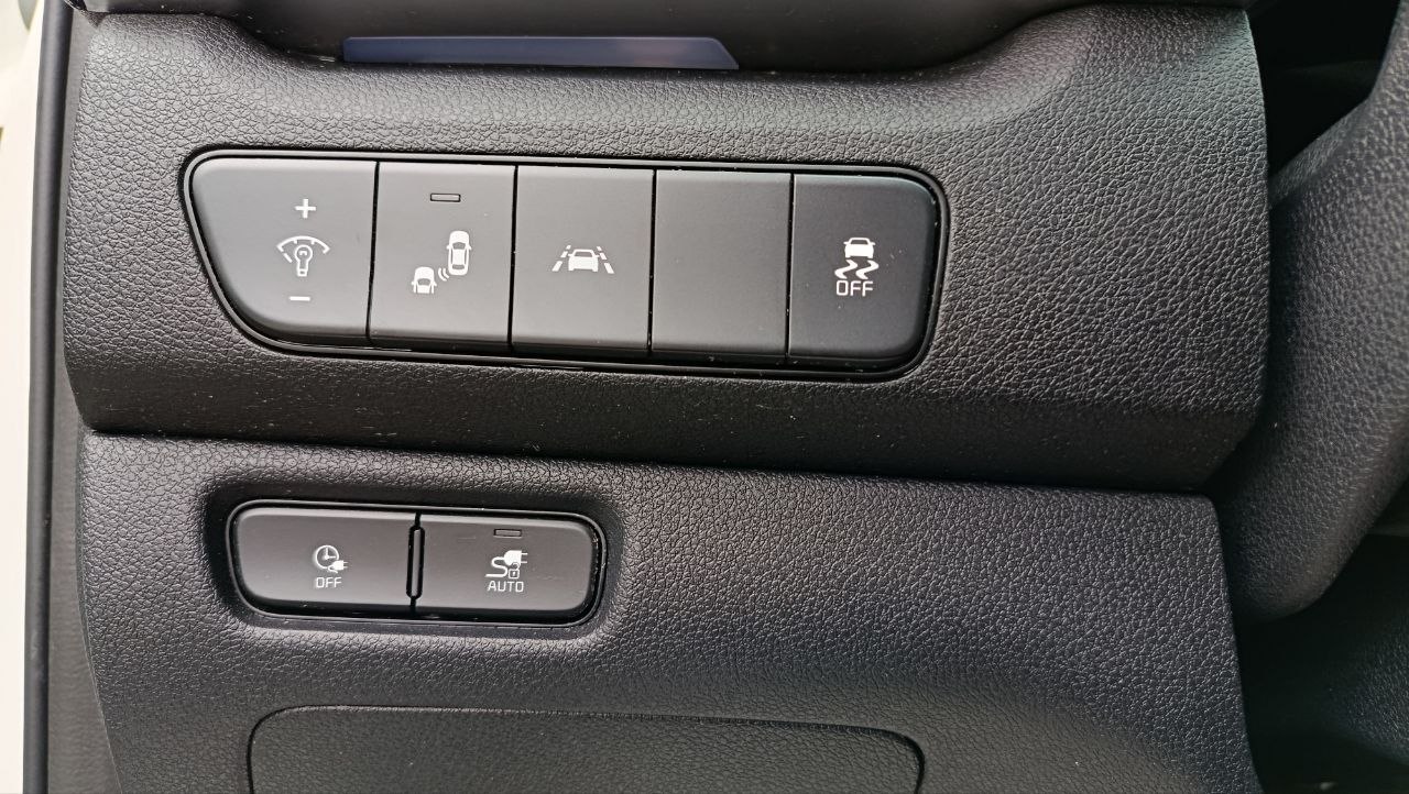 KIA NIRO EX PREMIUM 2020