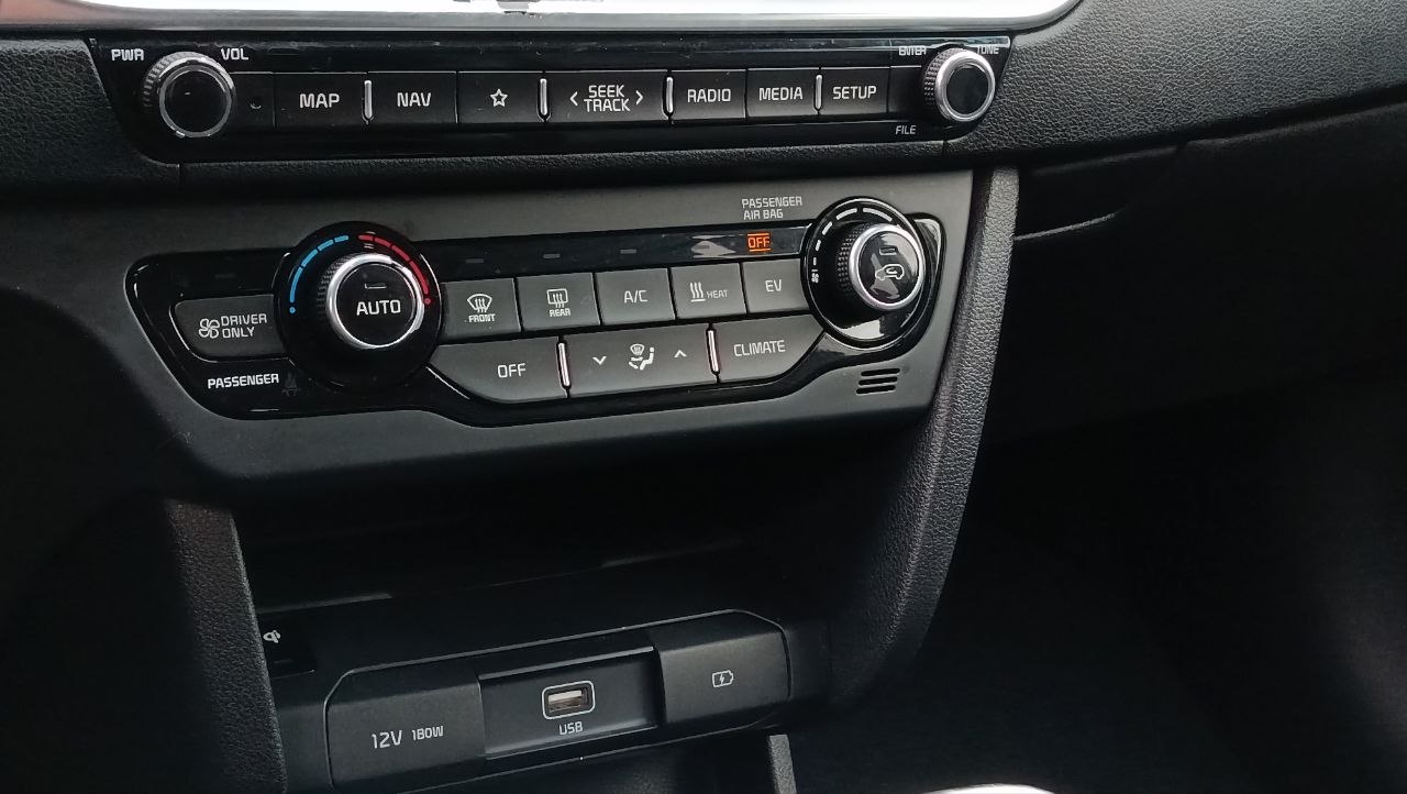 KIA NIRO EX PREMIUM 2020