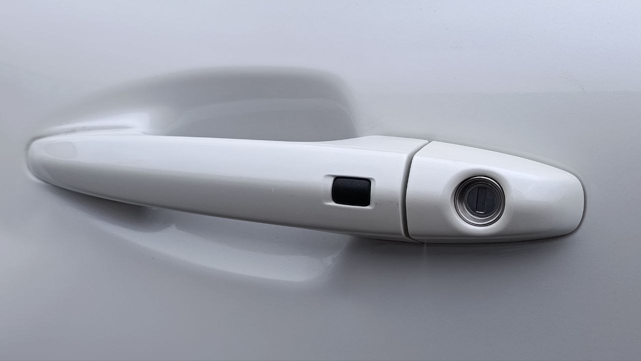 KIA NIRO EX PREMIUM 2020