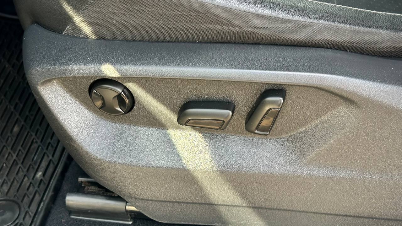 VOLKSWAGEN TIGUAN SE 2017