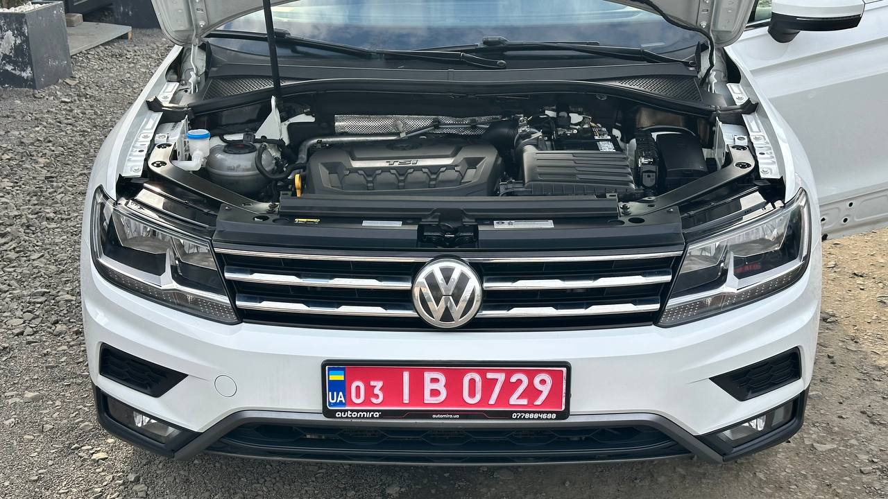 VOLKSWAGEN TIGUAN SE 2017