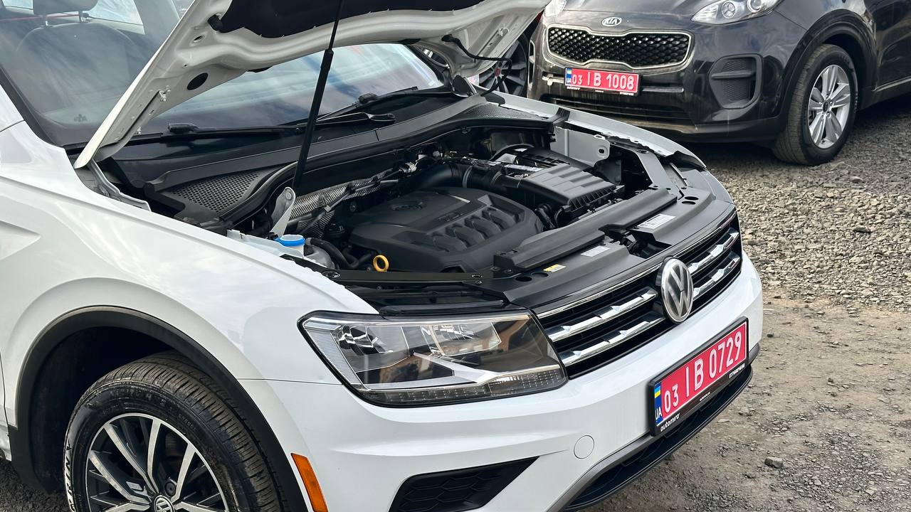 VOLKSWAGEN TIGUAN SE 2017