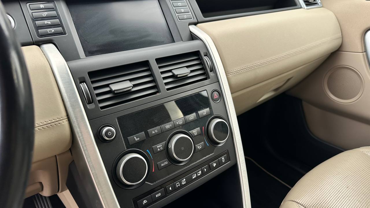 LAND ROVER DISCOVERY SPORT HSE 2017