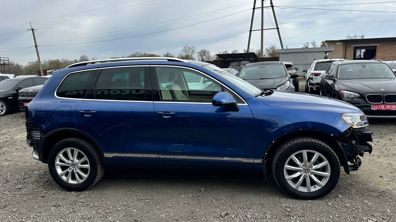 VOLKSWAGEN TOUAREG SPORT 2015