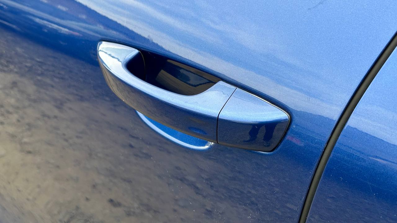 VOLKSWAGEN TOUAREG SPORT 2015