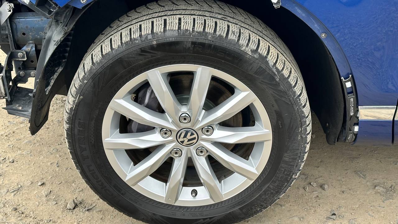 VOLKSWAGEN TOUAREG SPORT 2015