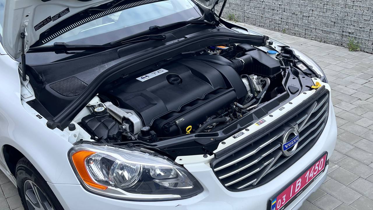 VOLVO XC60 T6 PREMIER 2014