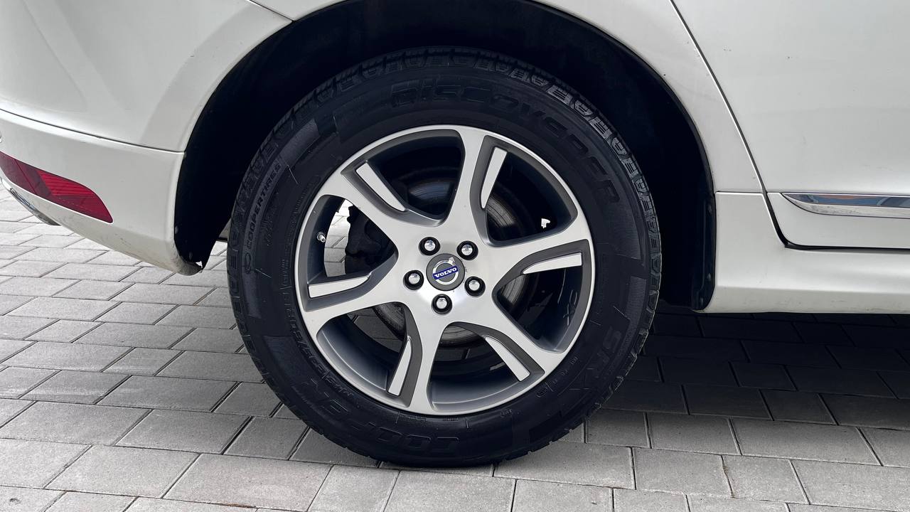 VOLVO XC60 T6 PREMIER 2014