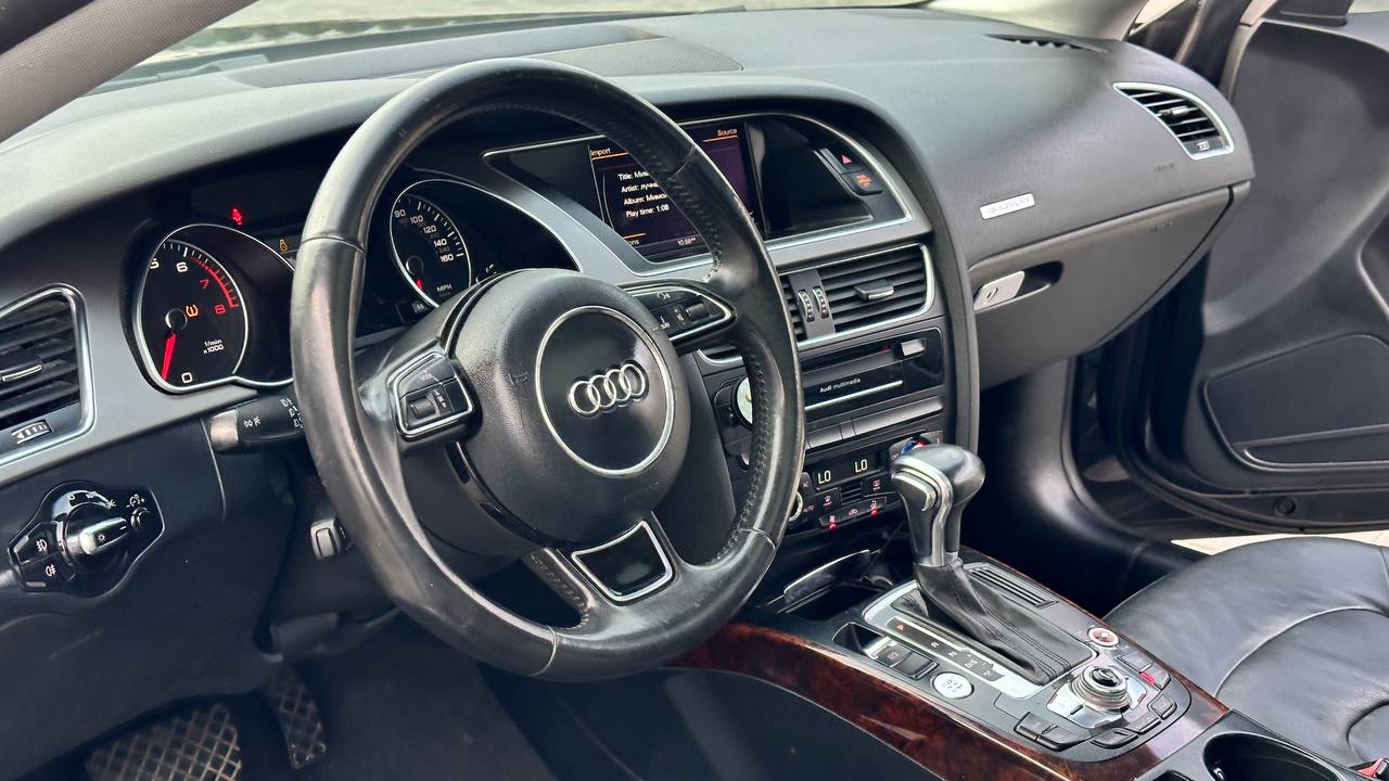 AUDI A5 PREMIUM PLUS 2013