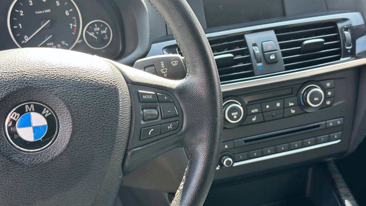 BMW X3 XDRIVE28I 2012