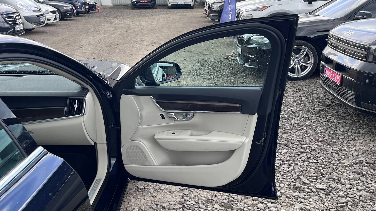 VOLVO S90 T5 MOMENTUM 2016