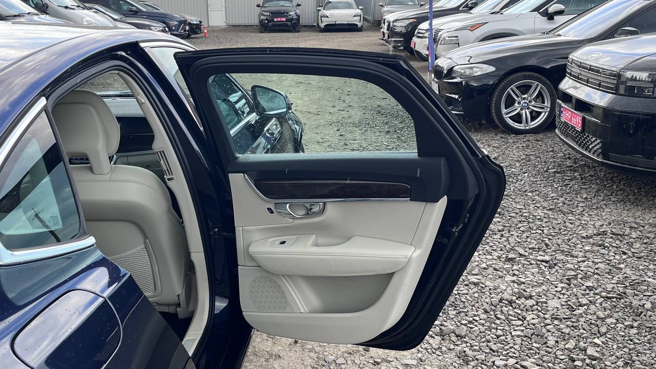 VOLVO S90 T5 MOMENTUM 2016