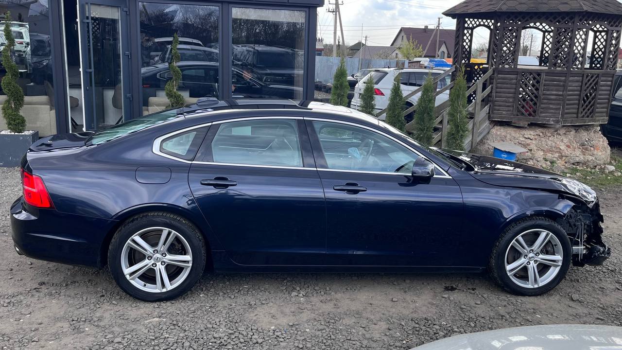 VOLVO S90 T5 MOMENTUM 2016