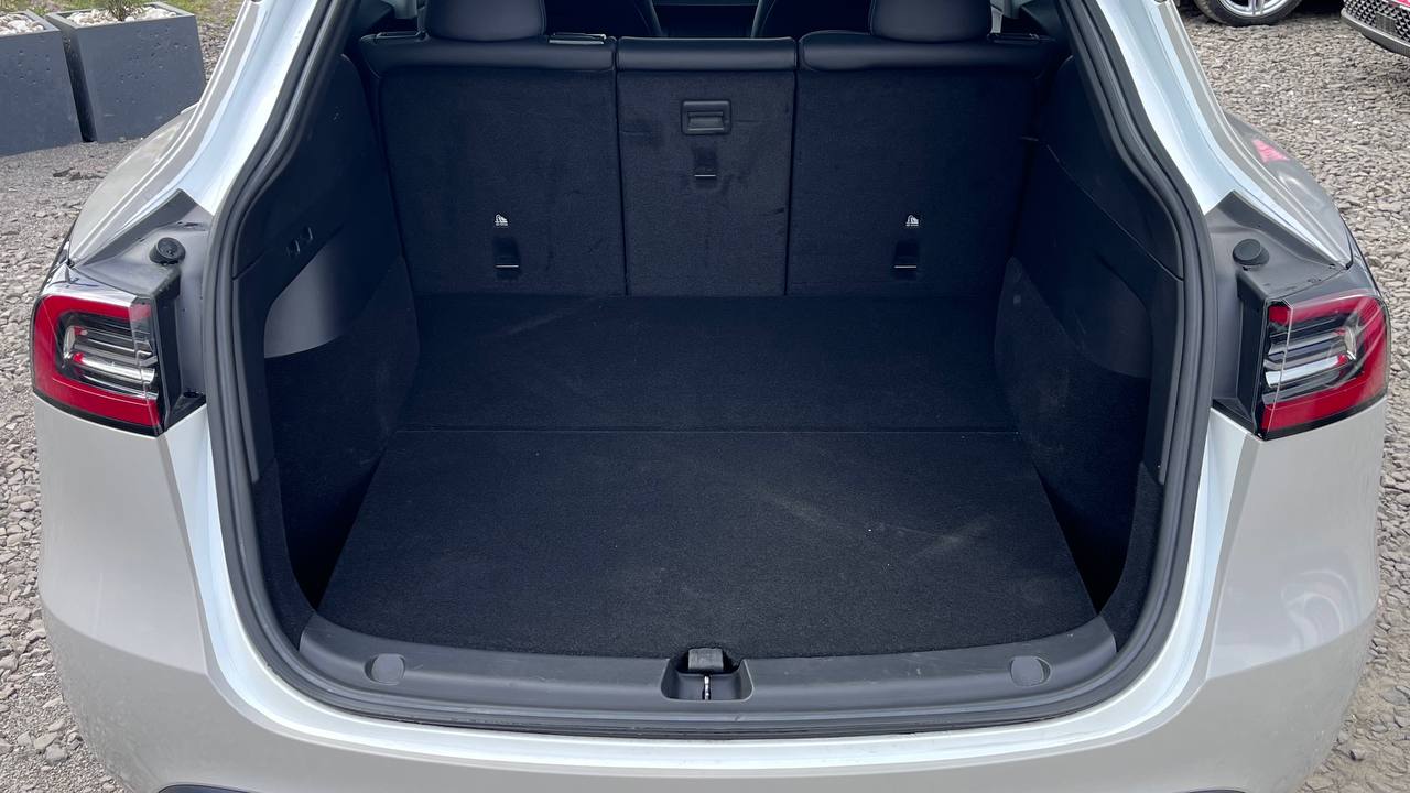 TESLA MODEL Y AWD LONG RANGE DUAL MOTOR 2021