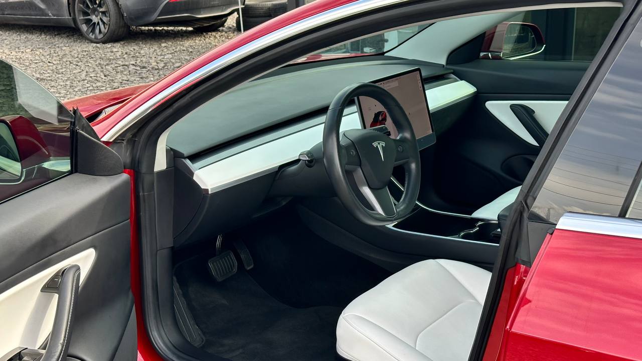 TESLA MODEL 3 АWD LONG RANGE DUAL MOTOR 2018