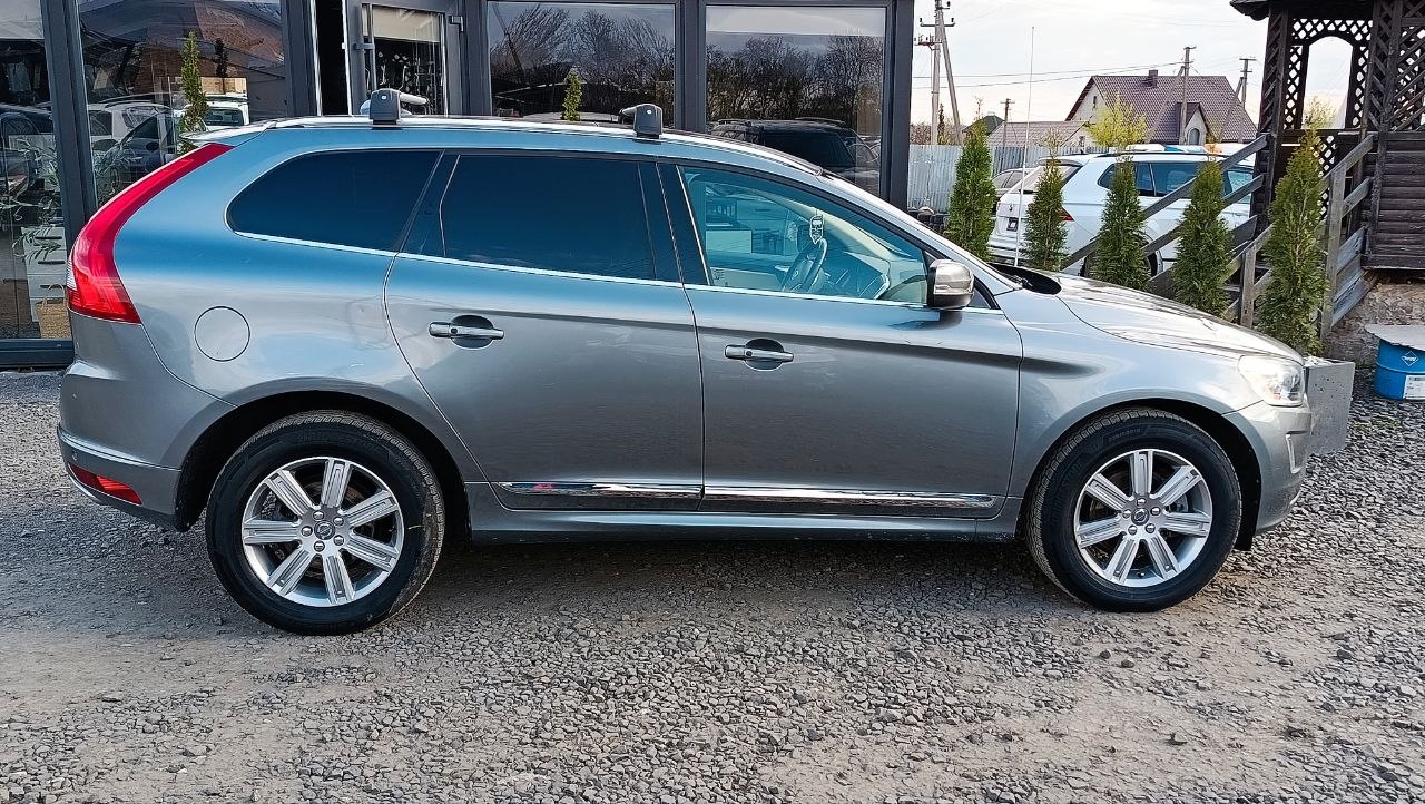 VOLVO XC60 T5 INSCRIPTION 2016