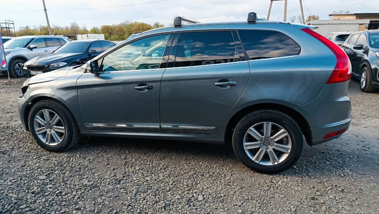 VOLVO XC60 T5 INSCRIPTION 2016