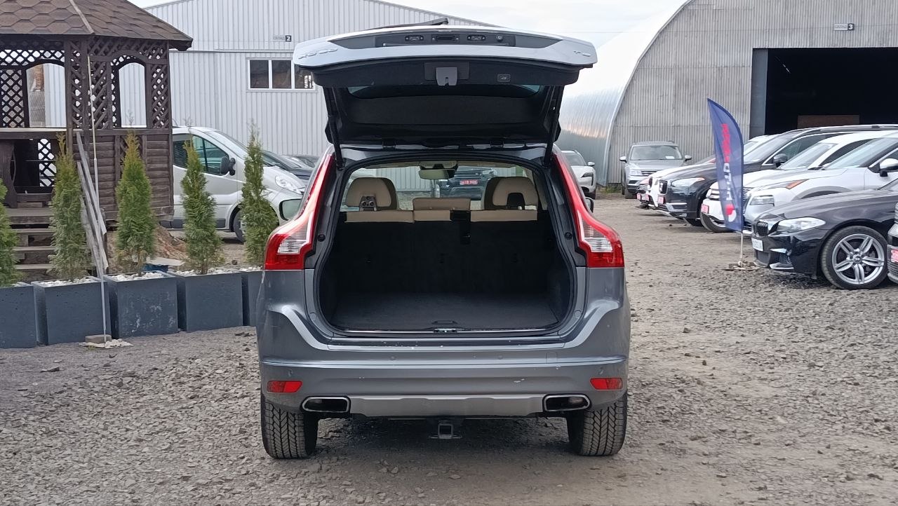 VOLVO XC60 T5 INSCRIPTION 2016