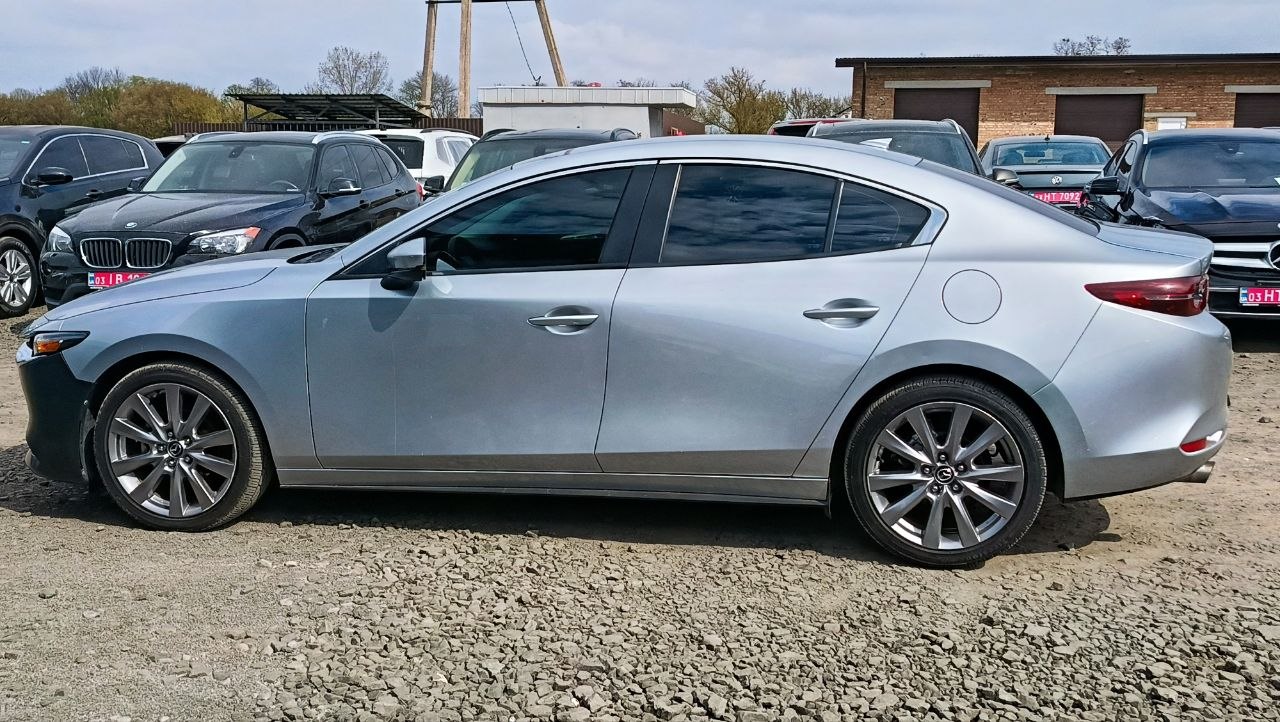 MAZDA 3 PREFERRED 2019