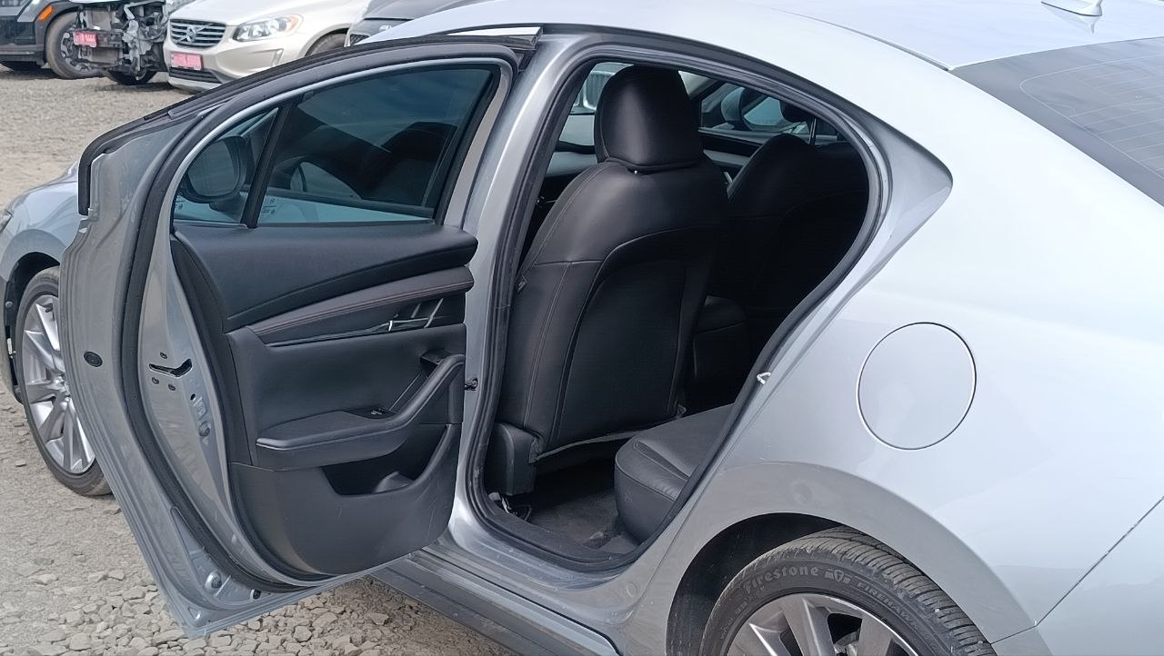 MAZDA 3 PREFERRED 2019