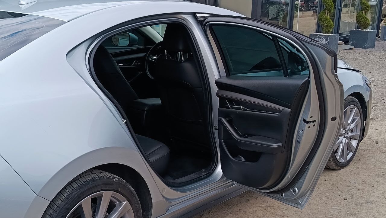 MAZDA 3 PREFERRED 2019