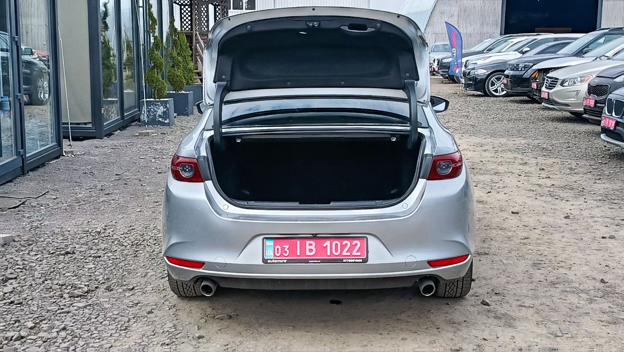 MAZDA 3 PREFERRED 2019