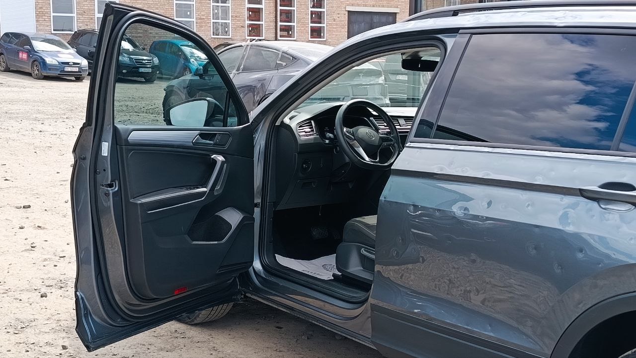 VOLKSWAGEN TIGUAN S 2023