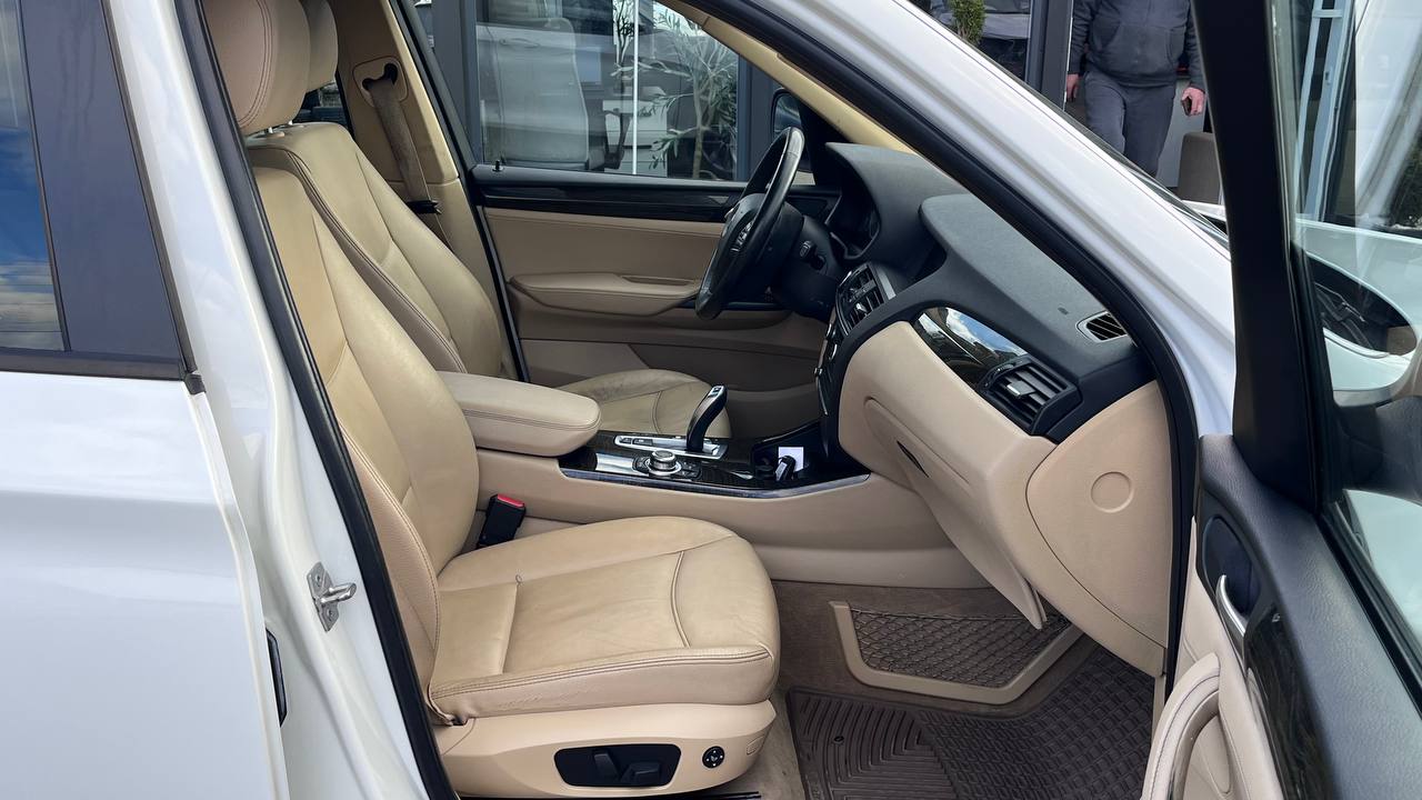 BMW X3 XDRIVE28I 2012