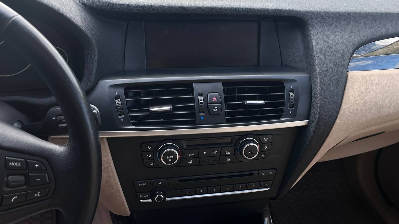 BMW X3 XDRIVE28I 2012