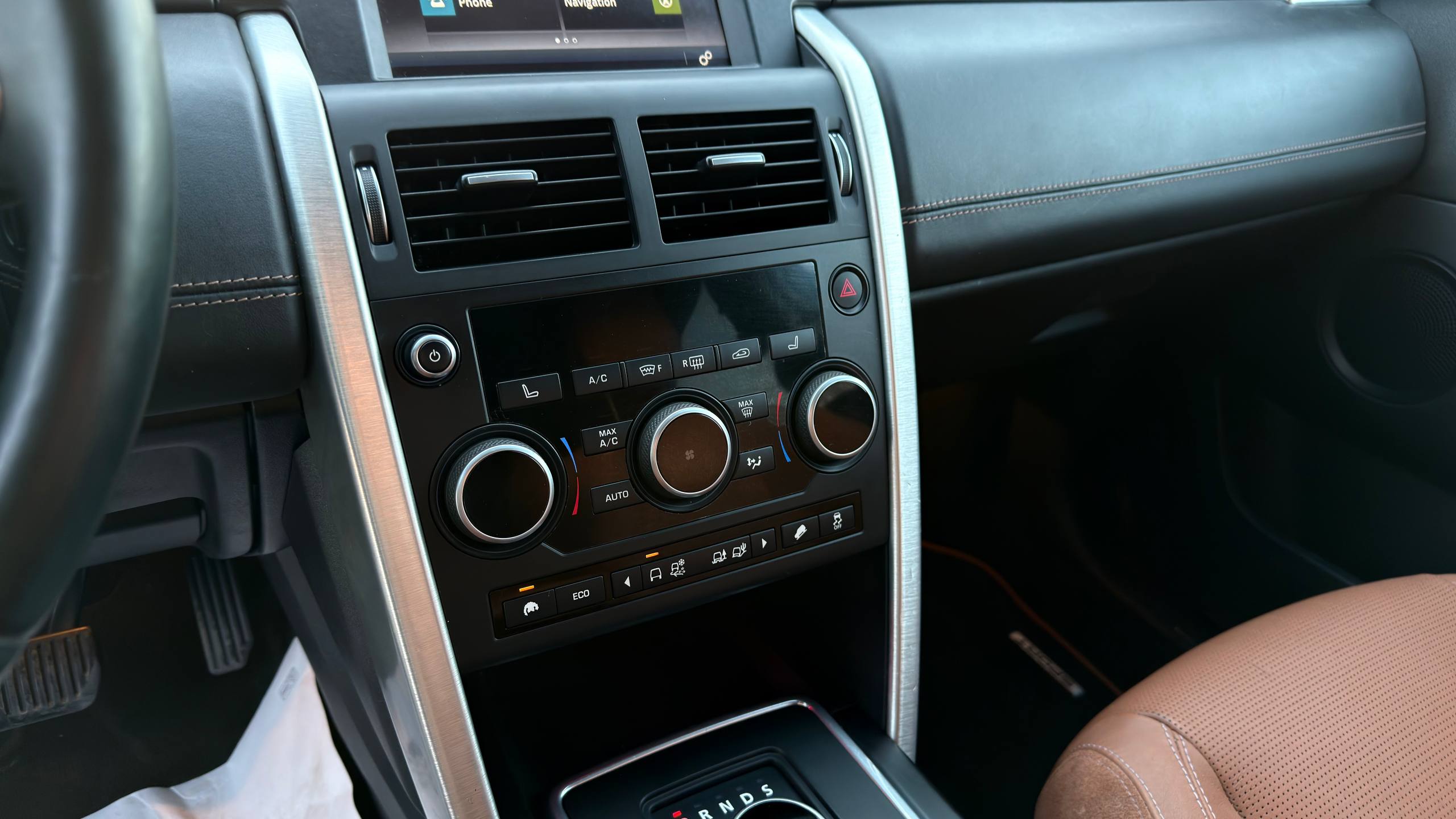 LAND ROVER DISCOVERY SPORT HSE LUXURY 2015