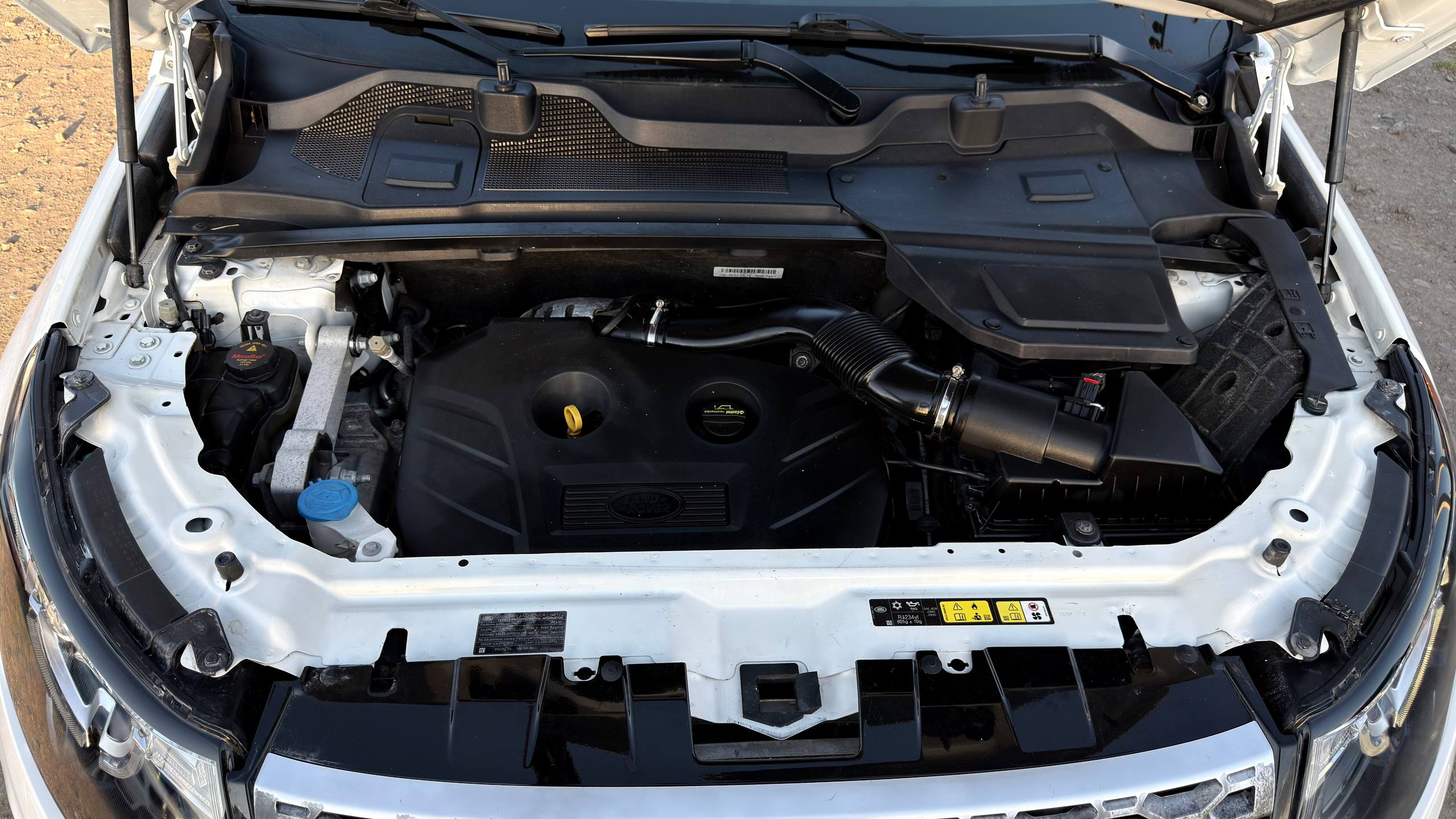 LAND ROVER DISCOVERY SPORT HSE LUXURY 2015