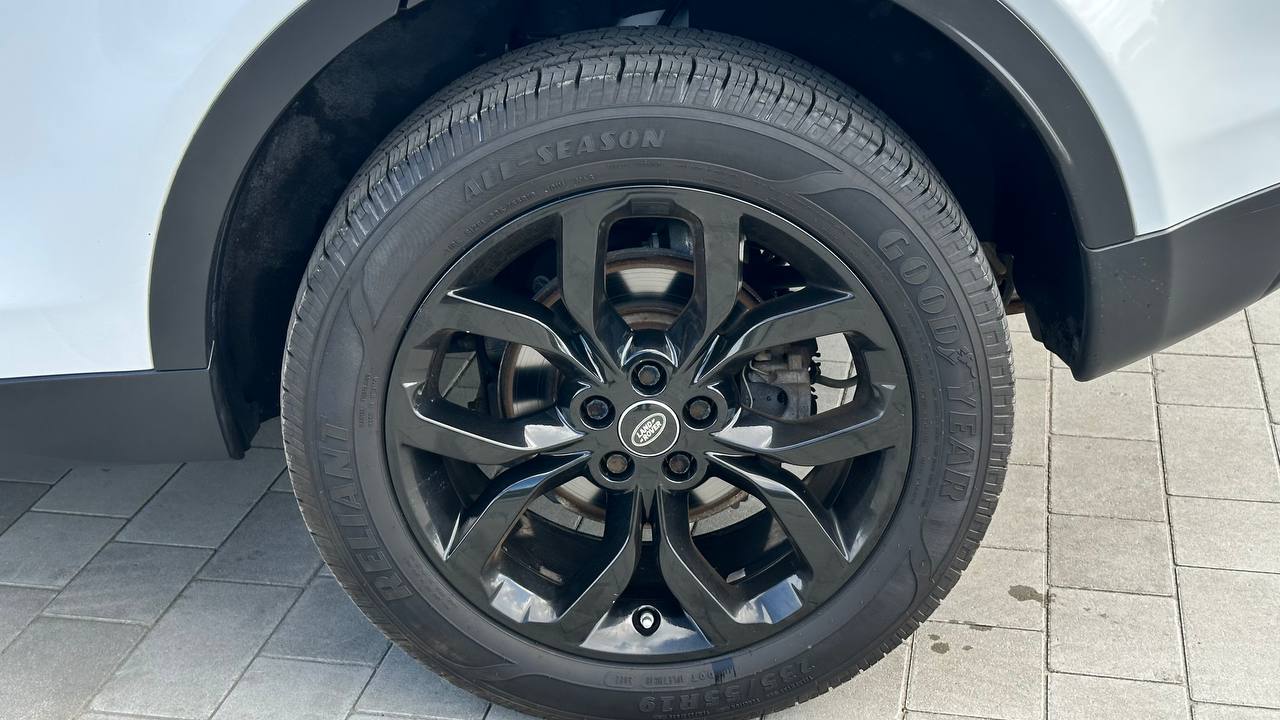 LAND ROVER DISCOVERY SPORT HSE 2015