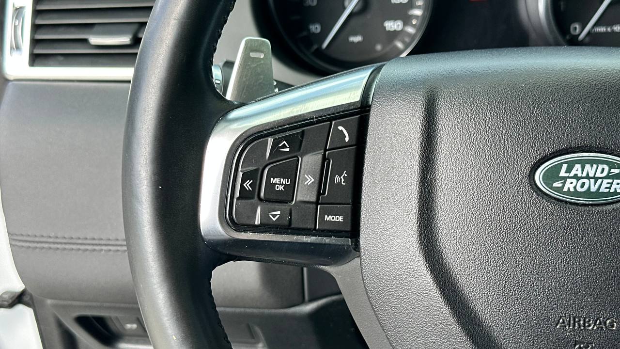 LAND ROVER DISCOVERY SPORT HSE 2015