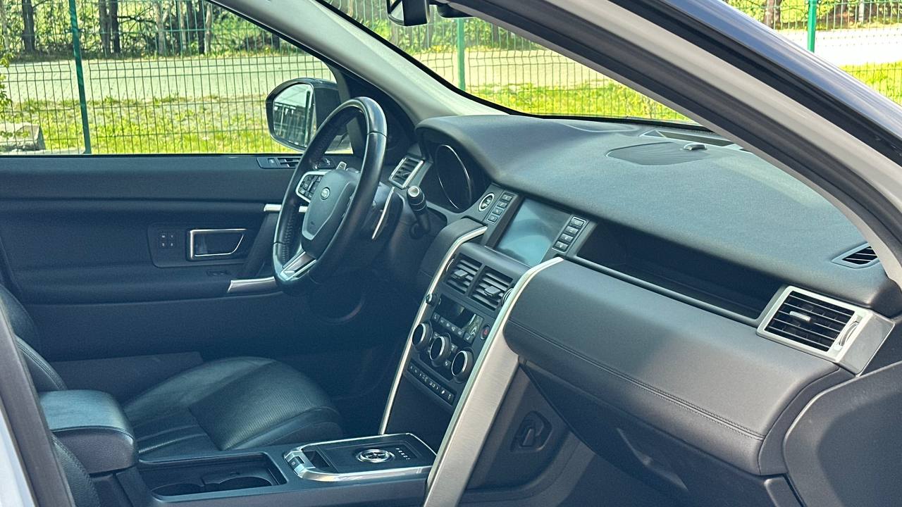 LAND ROVER DISCOVERY SPORT HSE 2015