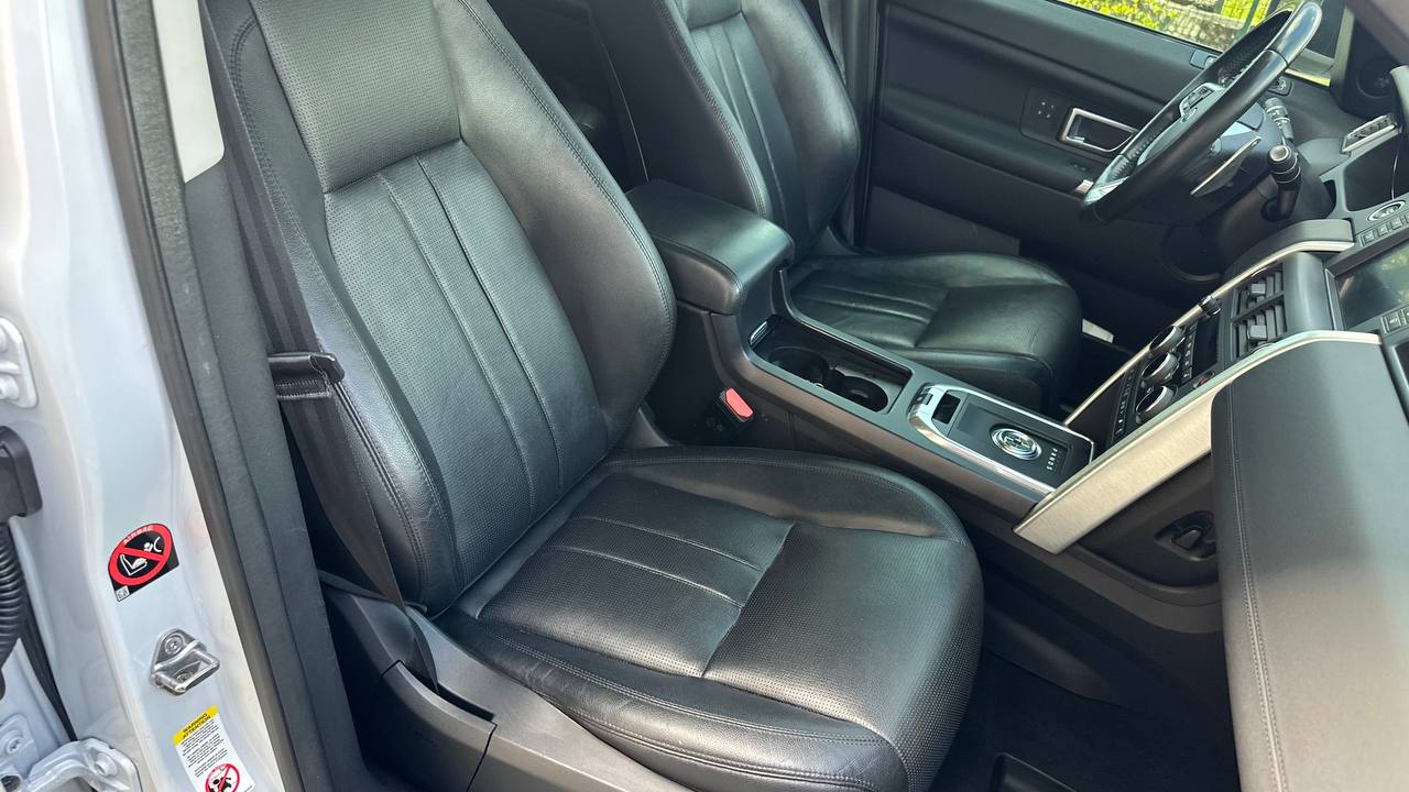 LAND ROVER DISCOVERY SPORT HSE 2015