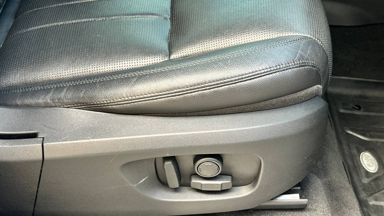 LAND ROVER DISCOVERY SPORT HSE 2015