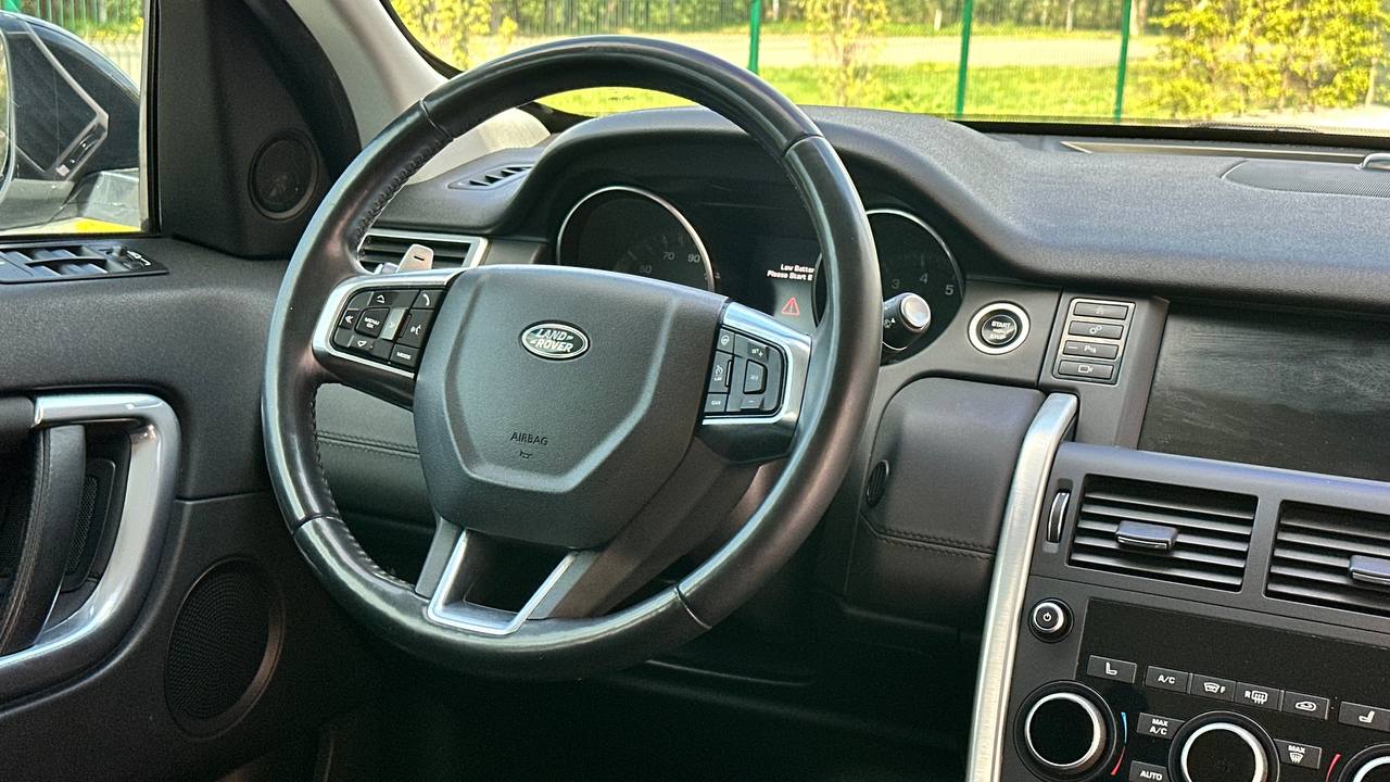 LAND ROVER DISCOVERY SPORT HSE 2015