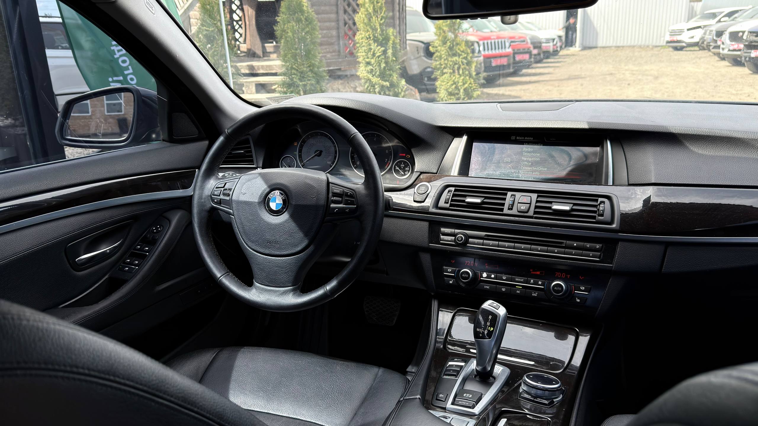 BMW 528 XI 2013