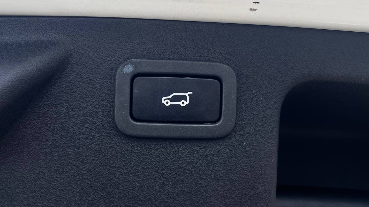 LAND ROVER DISCOVERY SPORT HSE 2016