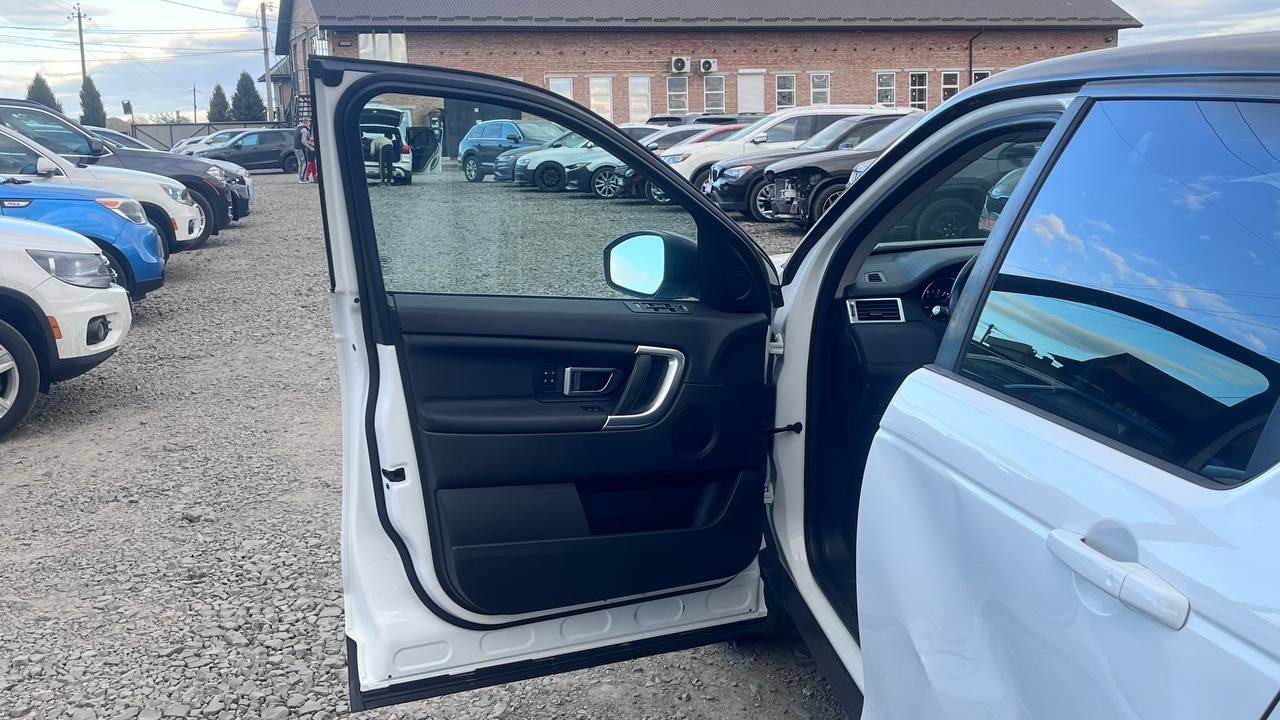 LAND ROVER DISCOVERY SPORT HSE 2016