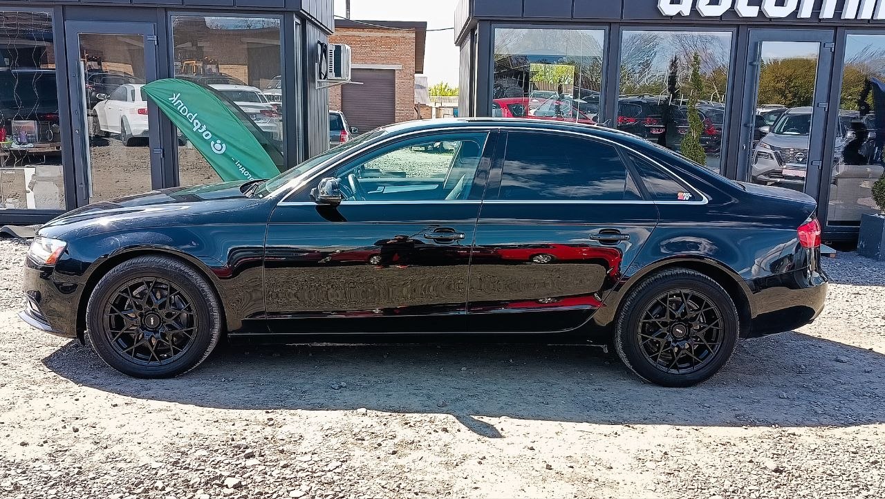 AUDI A4 PREMIUM 2013